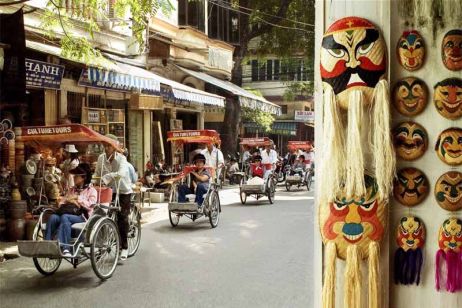 Discover Hanoi on a Cyclo